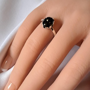 Ezüst gyűrű sötét borostyánkővel, Ékszer, Gyűrű, Statement gyűrű, Ékszerkészítés, Ötvös, MESKA