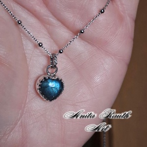 Kis szív Labradorit medál - kék árnyalattal - Meska.hu