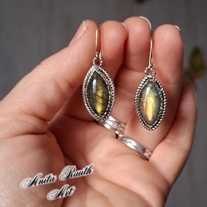 Labradorit fülbevalók - ékszer - fülbevaló - lógó fülbevaló - Meska.hu