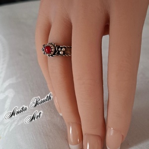 Korallgyöngyös gyűrű - ékszer - gyűrű - gyöngyös gyűrű - Meska.hu