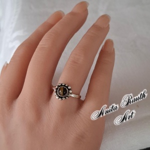 Tigrisszem gyűrű bogyókkal - ékszer - gyűrű - gyöngyös gyűrű - Meska.hu