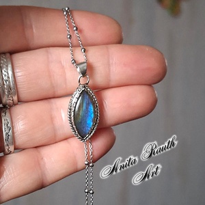 Labradorit medál - mandula forma - ékszer - nyaklánc - medál - Meska.hu