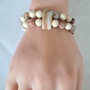 Elefántcsont jáde és szilvavirág jáspis karkötő achát pillérekkel, Ékszer, Karkötő, Ásványkarkötő, Ékszerkészítés, MESKA