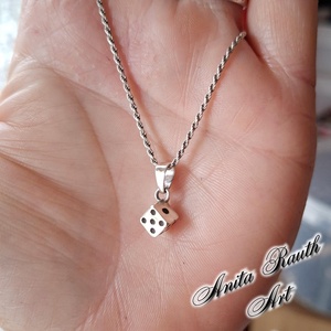 Dobókocka medál/charm - ékszer - nyaklánc - medál - Meska.hu
