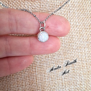 Fehér színű etióp opál medál - ékszer - nyaklánc - medál - Meska.hu