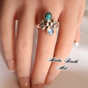 Türkiz-Holdkő gyűrű ezüst virágszirmokkal - ékszer - gyűrű - statement gyűrű - Meska.hu