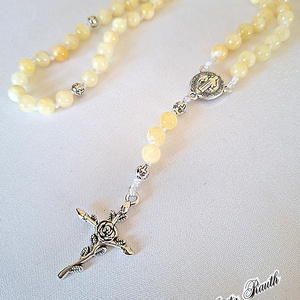 Rózsafüzér kalcedon gyöngyökkel - otthon & életmód - vallás - lánc & füzér - Meska.hu