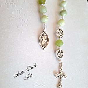 Rózsafüzér jade gyöngyökkel - Meska.hu