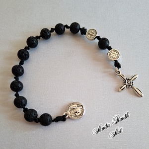 Rózsafüzér fekete lávakő gyöngyökkel - Meska.hu