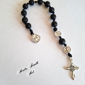 Rózsafüzér fekete lávakő gyöngyökkel - otthon & életmód - vallás - lánc & füzér - Meska.hu