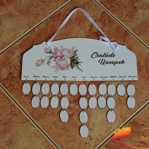 Rózsás családi öröknaptár - Meska.hu