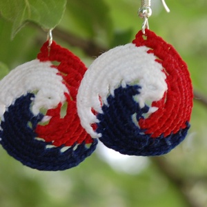 Tricolor - háromszínű horgolt fülbevaló - Meska.hu
