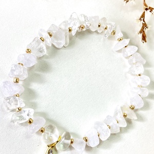 Ásvány karkötő , Ékszer, Karkötő, Karkötő medállal, Ékszerkészítés, Gyöngyfűzés, gyöngyhímzés, MESKA