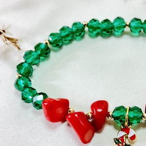 Karácsonyi ásvány karkötő charm-mal  - ékszer - karkötő - charm karkötő - Meska.hu