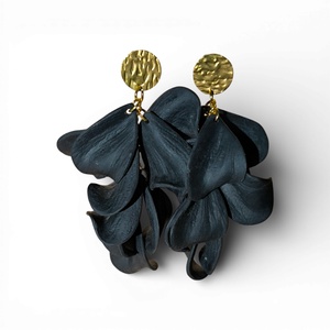 Velvet Symphony fülbevaló Fekete, Ékszer, Fülbevaló, Lógó fülbevaló, Ékszerkészítés, Gyurma, MESKA