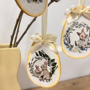 Húsvéti tojás nyulas mintával - sárga tavaszi dekoráció, Ünnepi díszek, dekorációk, Húsvéti díszek és dekorációk, Húsvéti tojás, hímestojás, Decoupage, transzfer és szalvétatechnika, Festett tárgyak, MESKA