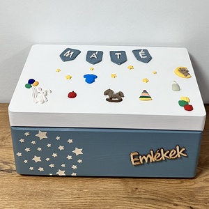 Névre szóló kék emlékdoboz - babaszületési, keresztelői ajándék kisfiúnak - Meska.hu