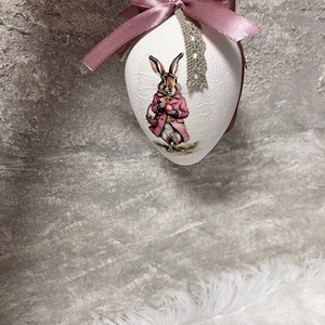 Húsvéti tojás nyuszis - rózsaszín szalaggal - ünnepi díszek, dekorációk - húsvéti díszek és dekorációk - húsvéti tojás, hímestojás - Meska.hu