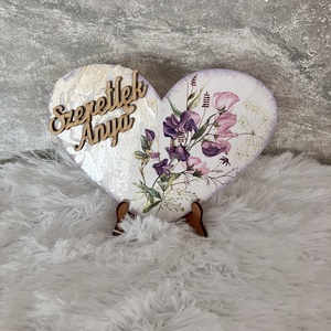 Anyák napjára virágos szív Szeretlek anya felirattal  - Meska.hu