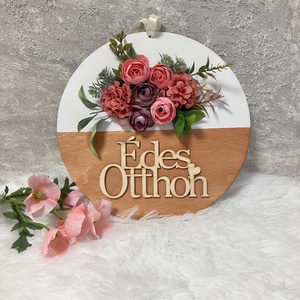 Virágos ajtókopogtató Édes Otthon felirattal - ajtódísz - otthon & életmód - dekoráció - ajtó- és ablak dekoráció - ajtódísz & kopogtató - Meska.hu