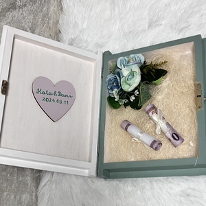 Autós könyvformájú pénzátadó doboz esküvőre - Ajándékátadó - esküvő - emlék & ajándék - nászajándék - esküvői pénzátadó doboz - Meska.hu