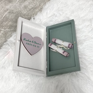 Zöld pénzátadó doboz ballagásra / esküvőre nászajándék - ajándékátado - esküvő - emlék & ajándék - nászajándék - esküvői pénzátadó doboz - Meska.hu