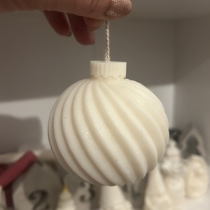 Karácsonyi gömb szójaviasz gyertya , Karácsony, Karácsonyi lakásdekoráció, Karácsonyi illatgyertya, mécses, Gyertya-, mécseskészítés, MESKA