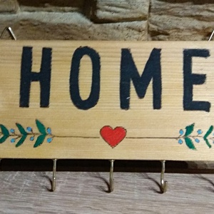 Home fali kulcstartó natúr fenyőn - otthon & életmód - dekoráció - fali és függő dekoráció - fali kulcstartó - Meska.hu