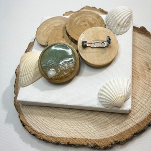 Tenger ihlette műgyanta kitűzők  - ékszer - kitűző és bross - kitűző - Meska.hu
