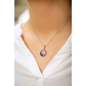 Sarki fény ihlette műgyanta nyaklánc - ékszer - nyaklánc - medálos nyaklánc - Meska.hu