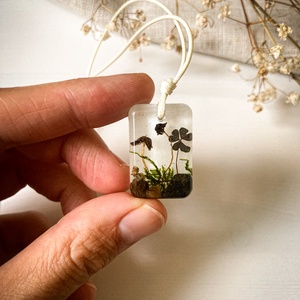 Medálos nyaklánc - Zsinóros műgyanta nyaklánc az erdő ihletéséből , Ékszer, Nyaklánc, Medálos nyaklánc, Ékszerkészítés, Mindenmás, MESKA