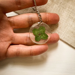 Négylevelű lóherés műgynata kulcstartó  -  - Meska.hu