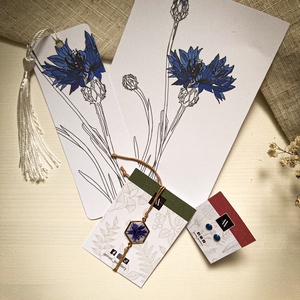 Zsinórkarkötő, fülbevaló, könyvjelző - Búzavirágos szett, Ékszer, Ékszerszett, Ékszerkészítés, Fotó, grafika, rajz, illusztráció, MESKA