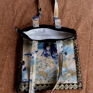 Válltáska különleges  anyagból  - táska & tok - kézitáska & válltáska - válltáska - Meska.hu