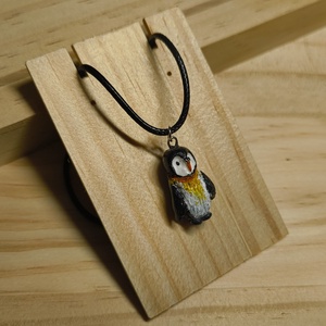 Cuki pingvin nyaklánc, medál, Ékszer, Nyaklánc, Medálos nyaklánc, Gyurma, MESKA