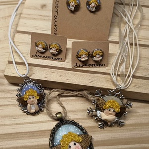 Angyalkás, bedugós ünnepi, karácsonyi fülbevaló - ékszer - fülbevaló - pötty fülbevaló - Meska.hu