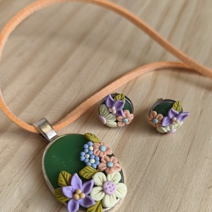Tavaszi virágos nyaklánc/medál és fülbevaló szettben, Ékszer, Ékszerszett, Gyurma, MESKA