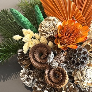 Sírdísz toboz koszorú alapon - otthon & életmód - vallás - temetkezési tárgy - sírdísz, kegyeleti dísz - Meska.hu