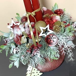 Adventi asztaldísz piros-arany modern-rusztikus kaspóban, klasszikus piros-arany színekben, Karácsony, Adventi díszek, Adventi asztaldísz, Virágkötés, MESKA