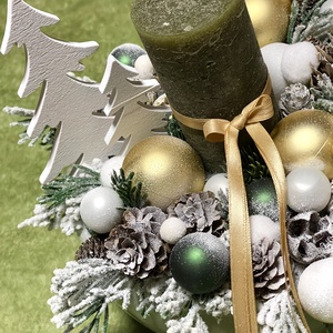 Karácsonyi asztaldísz, kerámia tál-kaspóban, elegáns zöld-arany-fehér díszítéssel - karácsony - karácsonyi lakásdekoráció - ünnepi asztaldekoráció - Meska.hu