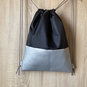 Vízlepergetős Gym bag.     Ezüst csillogás - Meska.hu