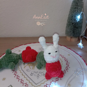 Fejlesztő horgolt Kukacka  - Meska.hu