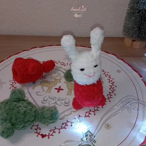 Fejlesztő horgolt Kukacka  - baba - mama - baba játékok - waldorf játékok - Meska.hu