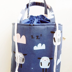 Vízhatlan uzsonnás táska - Picnic bag - bárányos  - táska & tok - uzsonna- & ebéd tartó - Meska.hu