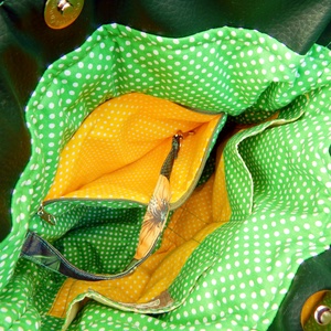 Sárga virágok - vízhatlan Midi Trapéz többfunkciós hátizsák, válltáska - táska & tok - variálható táska - Meska.hu