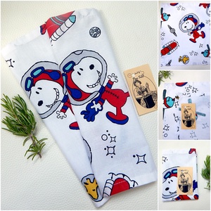 Textil zsebkendő, szalvéta Snoopy az űrben, Otthon & Lakás, Konyhafelszerelés, tálalás, Konyhai textil, Szalvéta, Varrás, MESKA