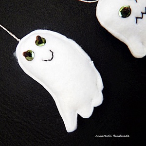 Halloween dekoráció, pici szellemek 3 db-os csomag - otthon & életmód - dekoráció - halloween - halloweeni figurák - Meska.hu