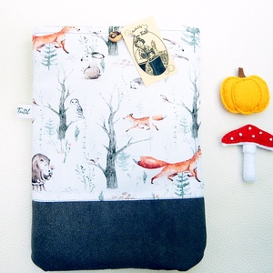Könyvtok, tablettok, téli erdei állatos vízhatlan, Táska & Tok, Ebook & Tablet tok, Patchwork, foltvarrás, Varrás, MESKA