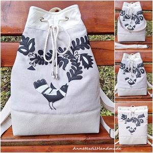 Magyar népmesék többfunkciós hátizsák/oldaltáska , Táska & Tok, Hátizsák, Hátizsák, Varrás, Patchwork, foltvarrás, MESKA