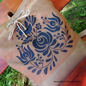 Matyó madaras többfunkciós hátizsák/oldaltáska, barna  - táska & tok - variálható táska - Meska.hu